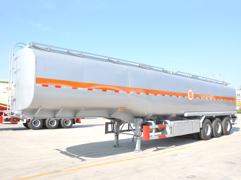 fuel tanker semi trailer (5).jpg